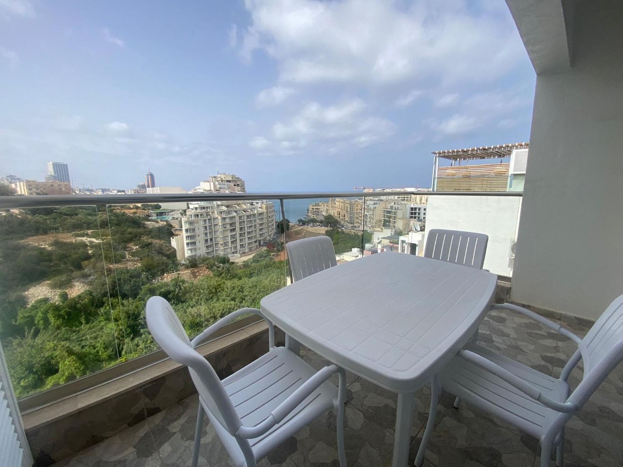Spectacular Distant Seaview Apt Sliema Eksteriør bilde
